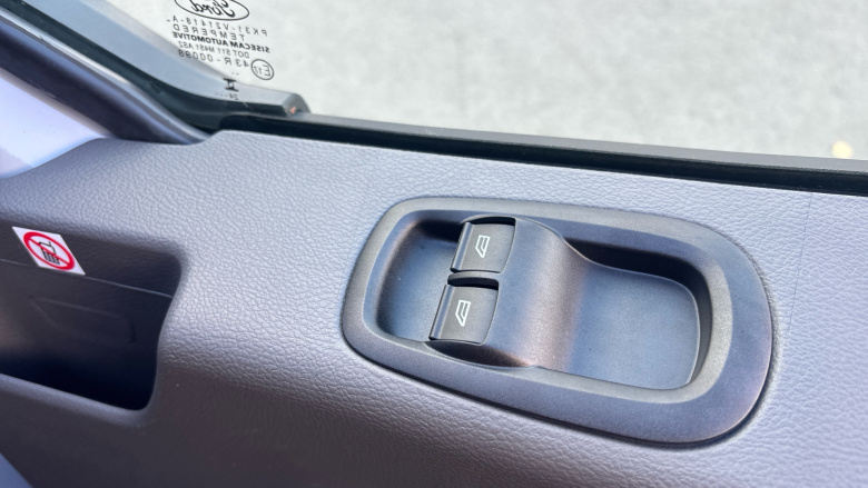 Ford Transit E-350 L3 Rwd 135kW 68kWh H2 Trend Van Auto [DAP]